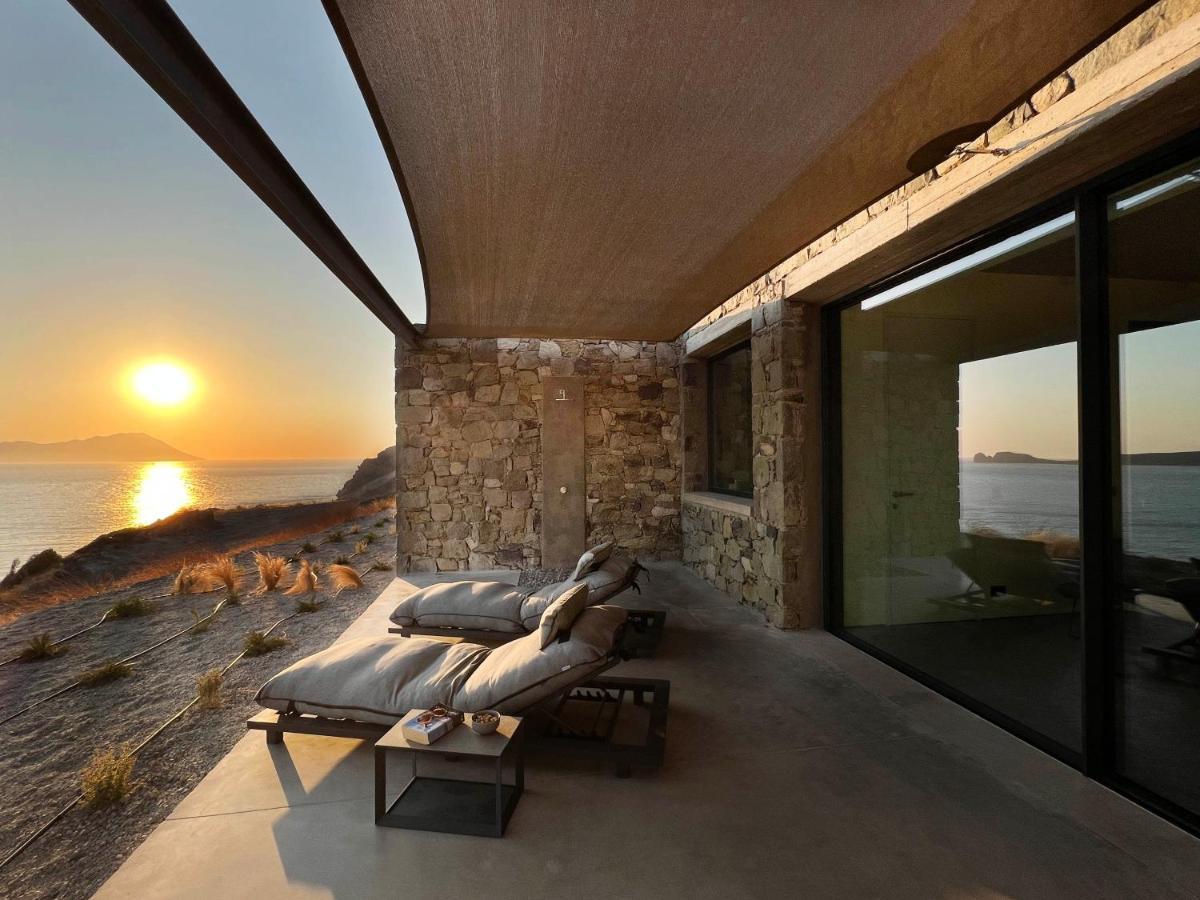 Echoes Milos Plaka  Exterior photo