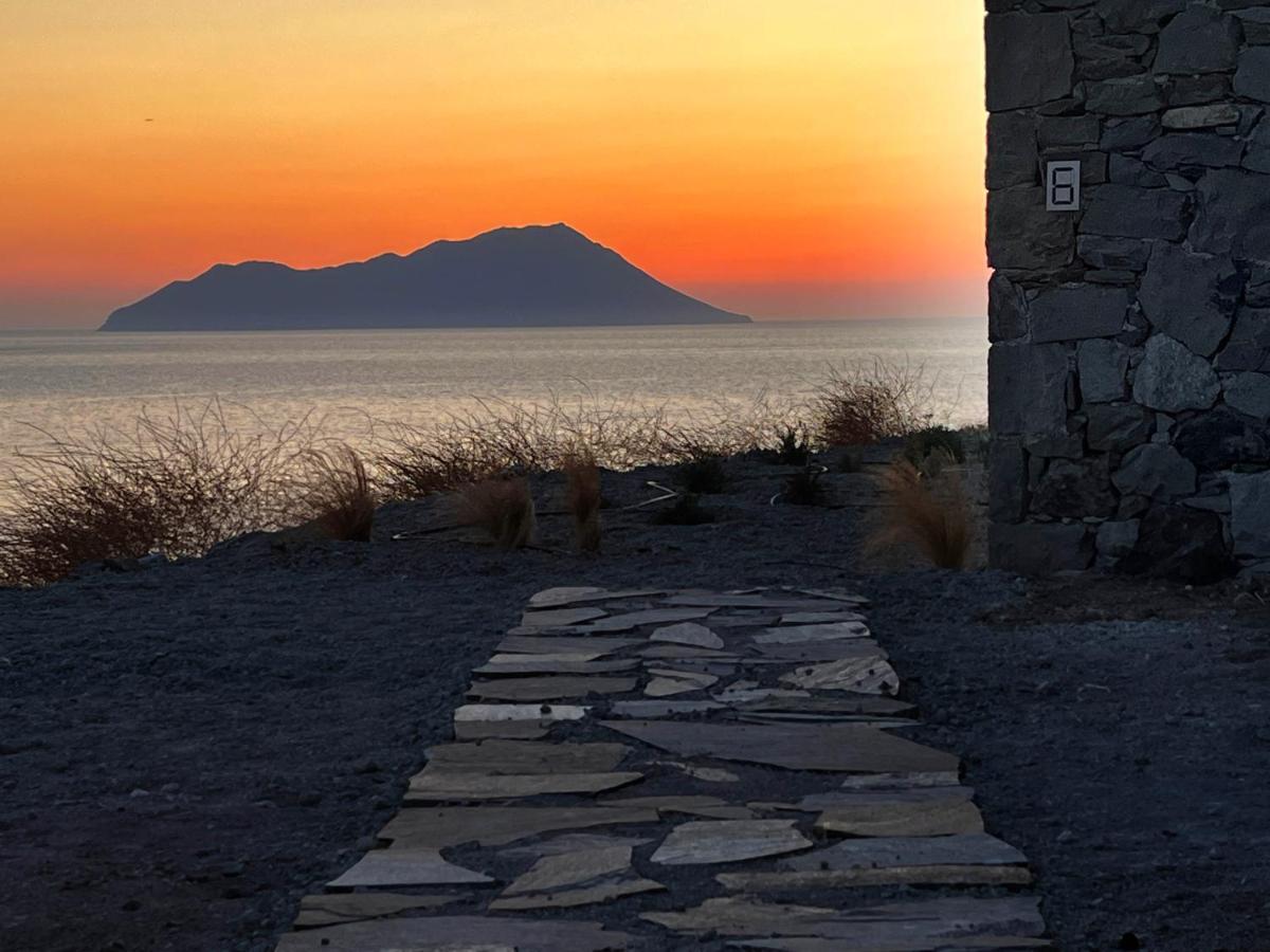 Echoes Milos Plaka  Exterior photo